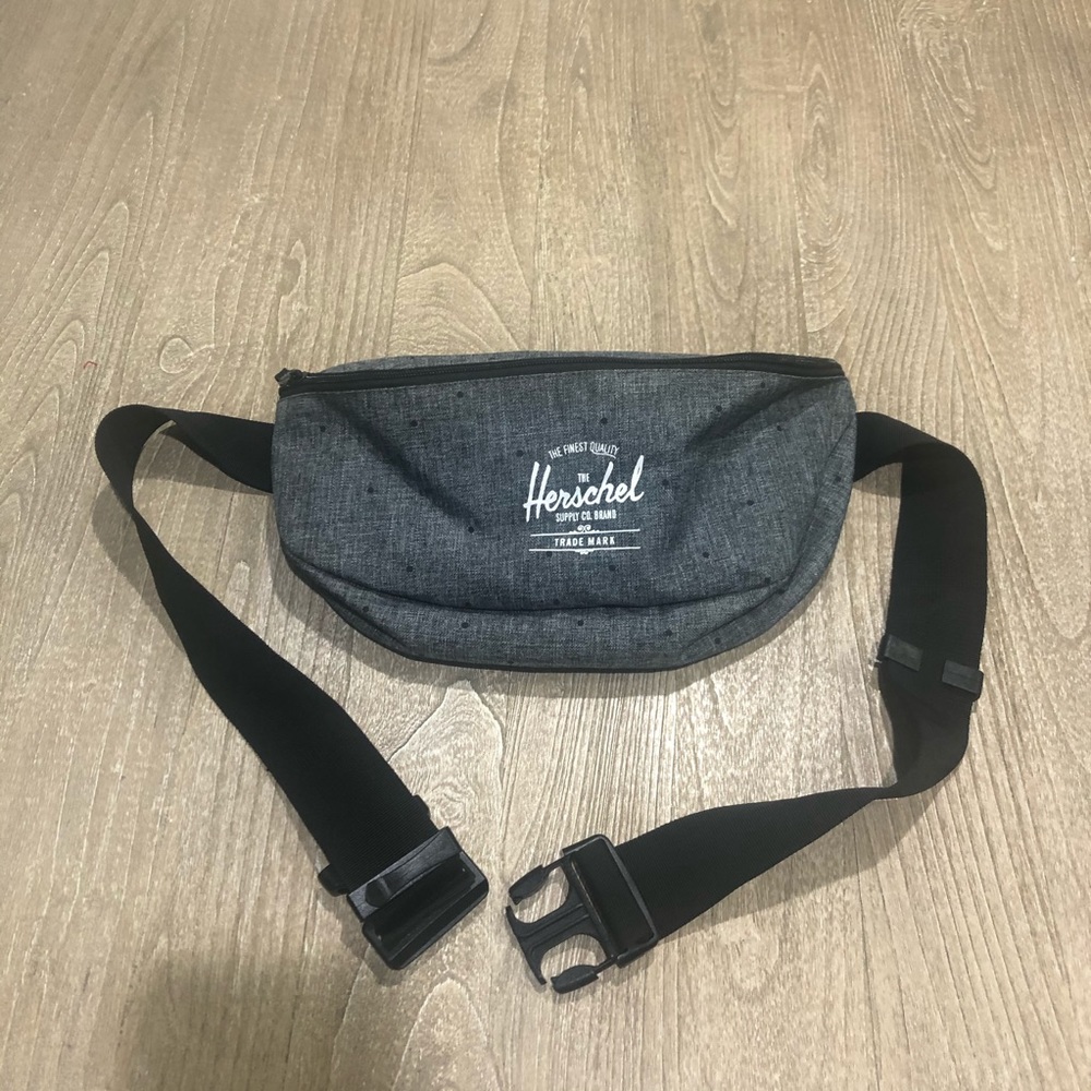 Herschel Supply Company Fanny Pack/Crossbody Bag